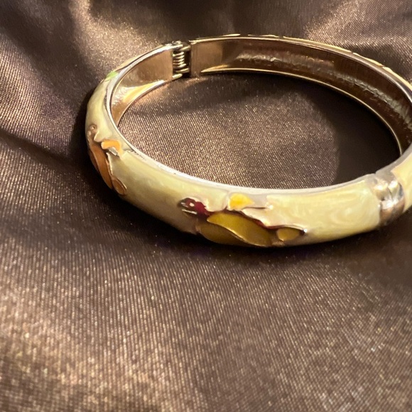 Enamel bracelet with turtles. - Picture 2 of 8